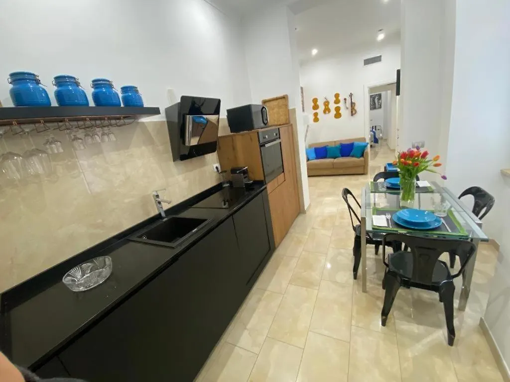 Apartment Stradivari Rome
